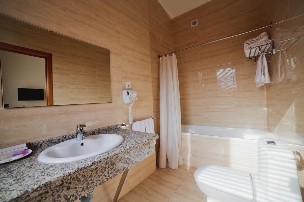 Bishkek Boutique Hotel Εξωτερικό φωτογραφία